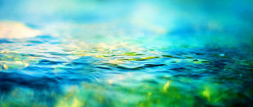 08-05-2020-blurred-water-waves